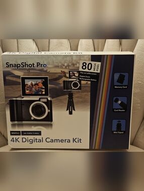 Vivitar SnapShot Pro 4K Digital Camera Kit - Black New